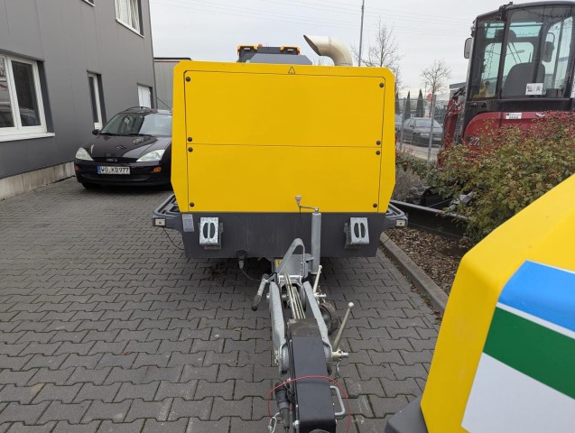 WhatsApp Image 2025-11-28 at 09.21.37 (1)